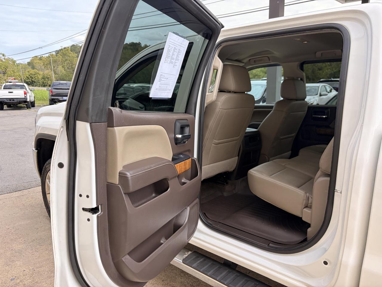 GMC Sierra photo 12