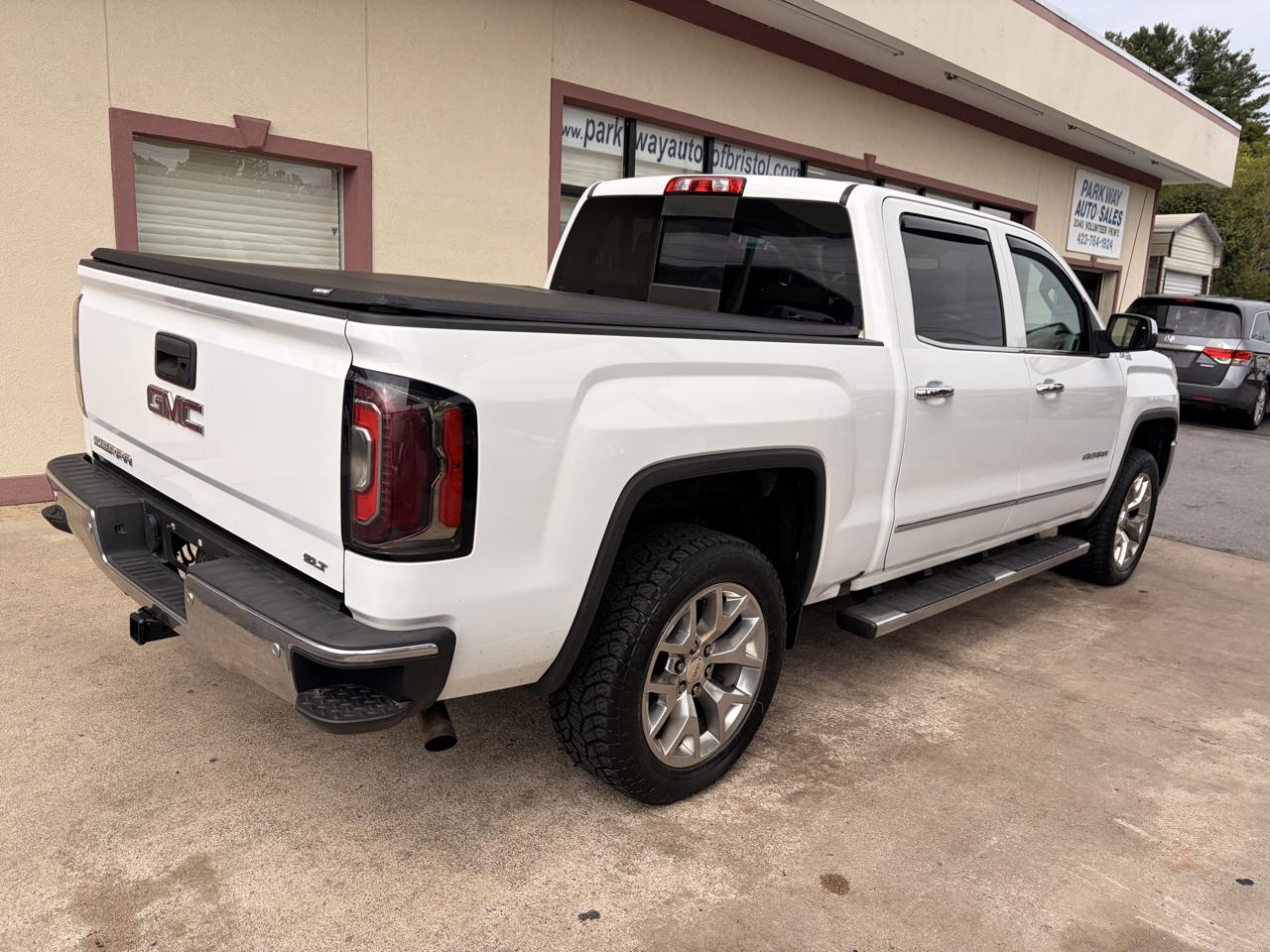 GMC Sierra photo 22