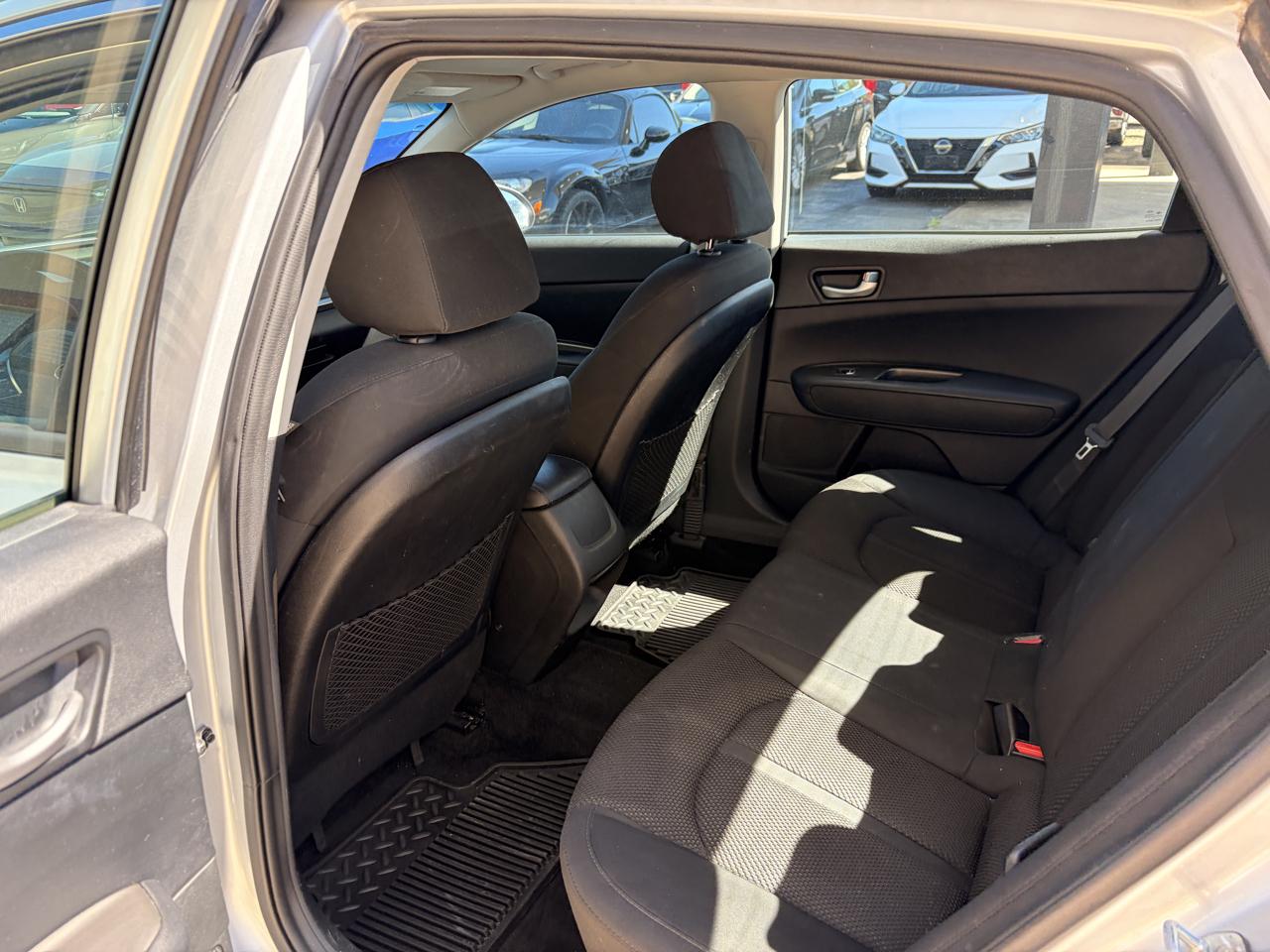 Kia Optima photo 13