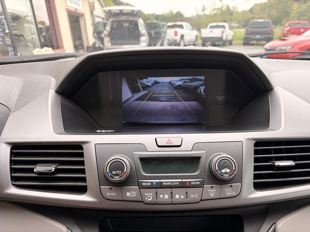 Honda Odyssey photo 11