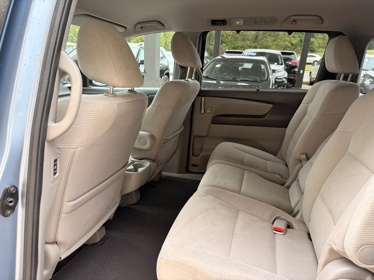 Honda Odyssey photo 14