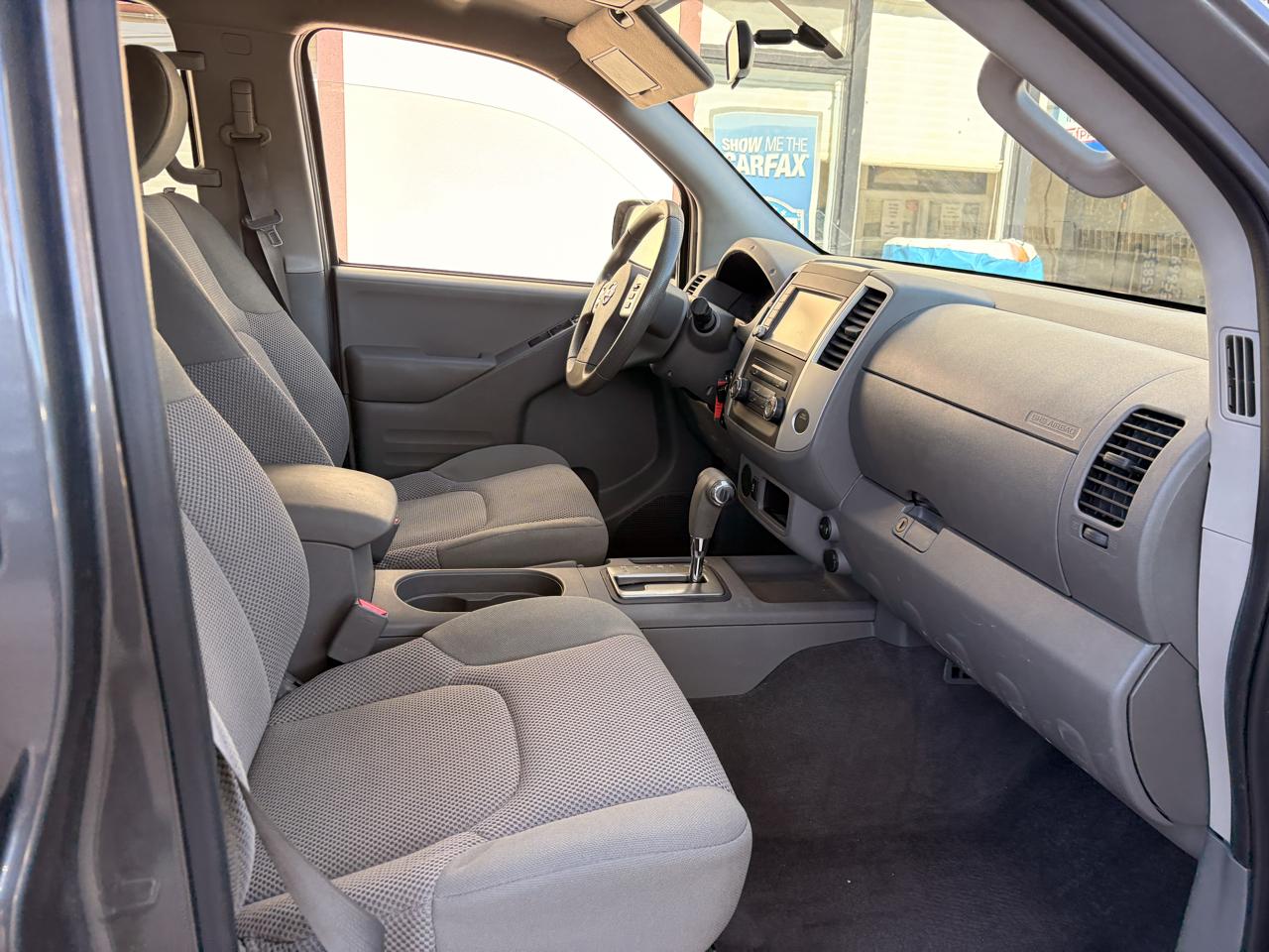 Nissan Frontier photo 16