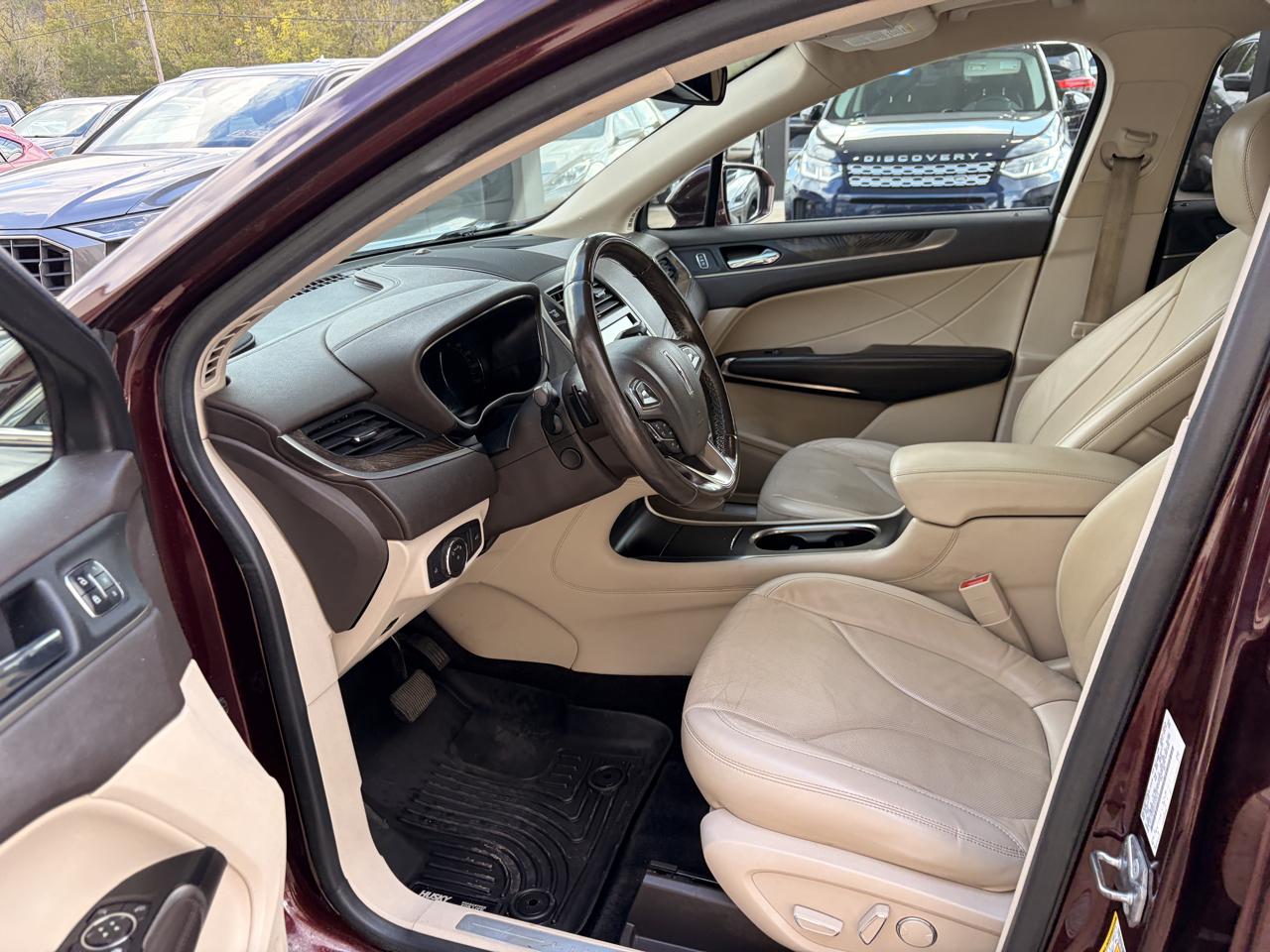 Lincoln MKC photo 5