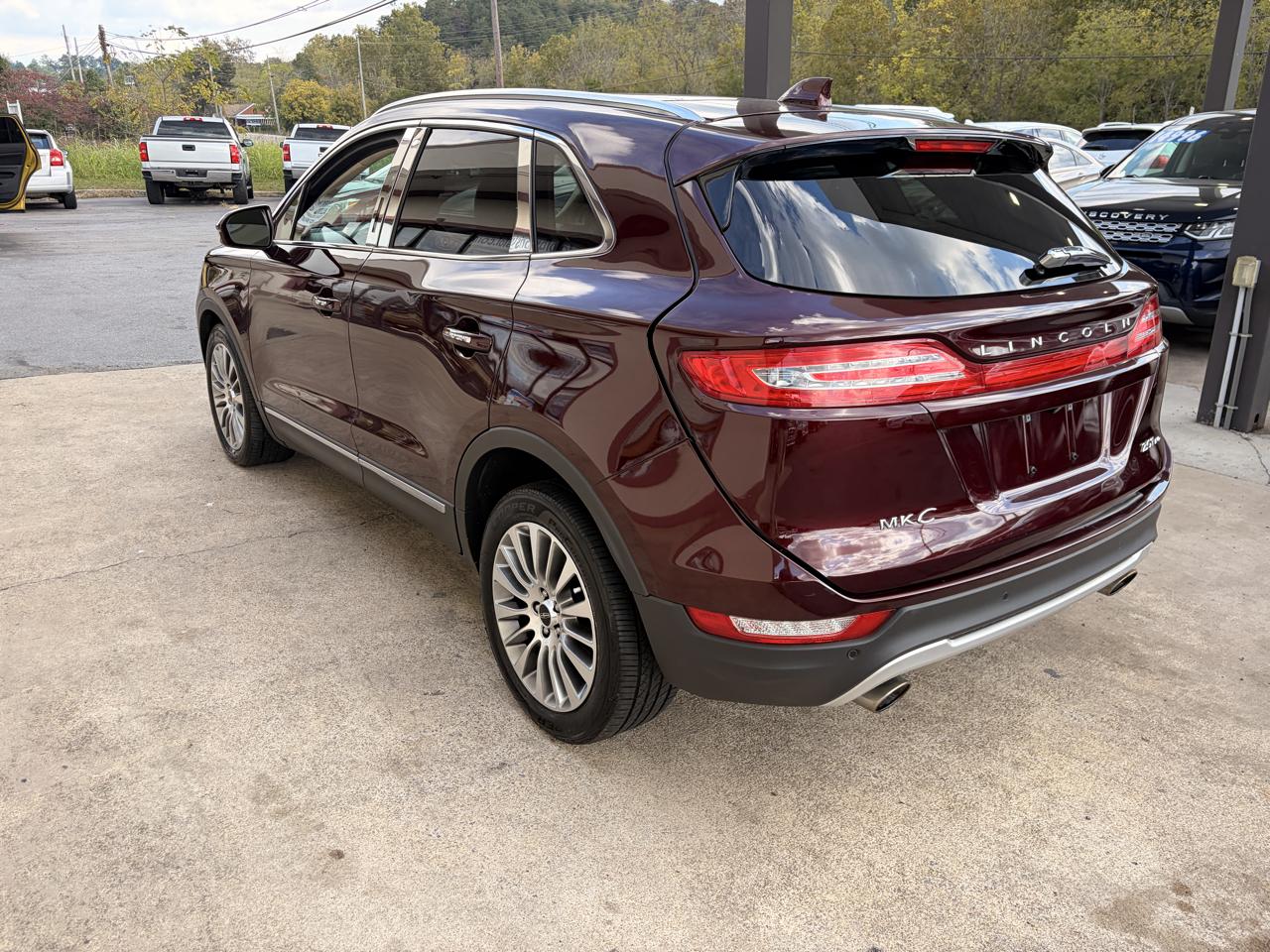 Lincoln MKC photo 18