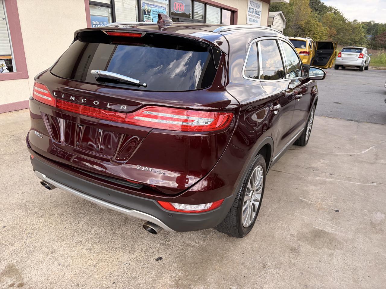 Lincoln MKC photo 20