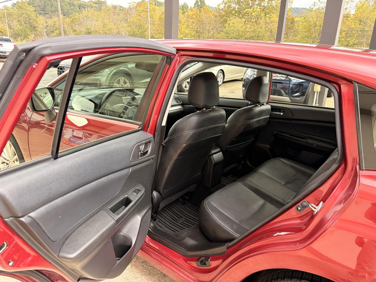 Subaru Impreza photo 9