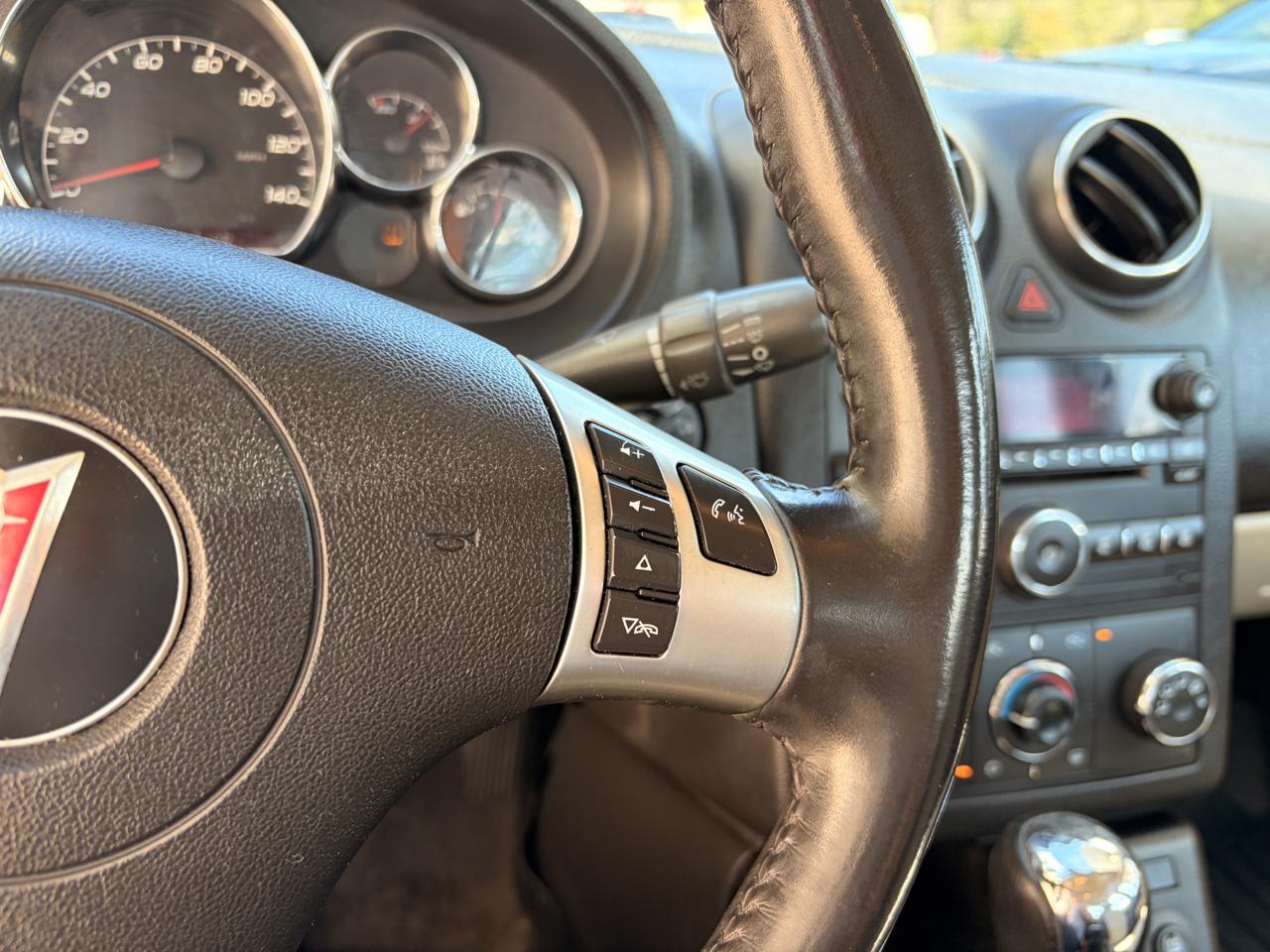 Pontiac G6 Base 2010