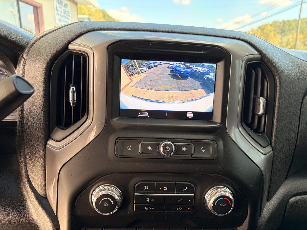 GMC Sierra 1500 Base Crew Cab Long Box 4WD 2020