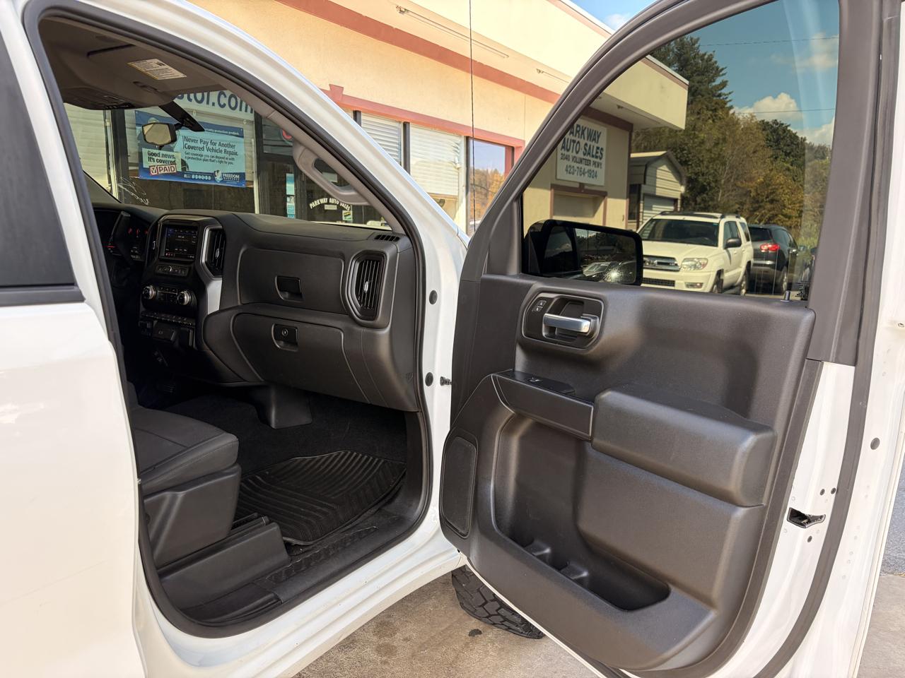 GMC Sierra 1500 Base Crew Cab Long Box 4WD 2020