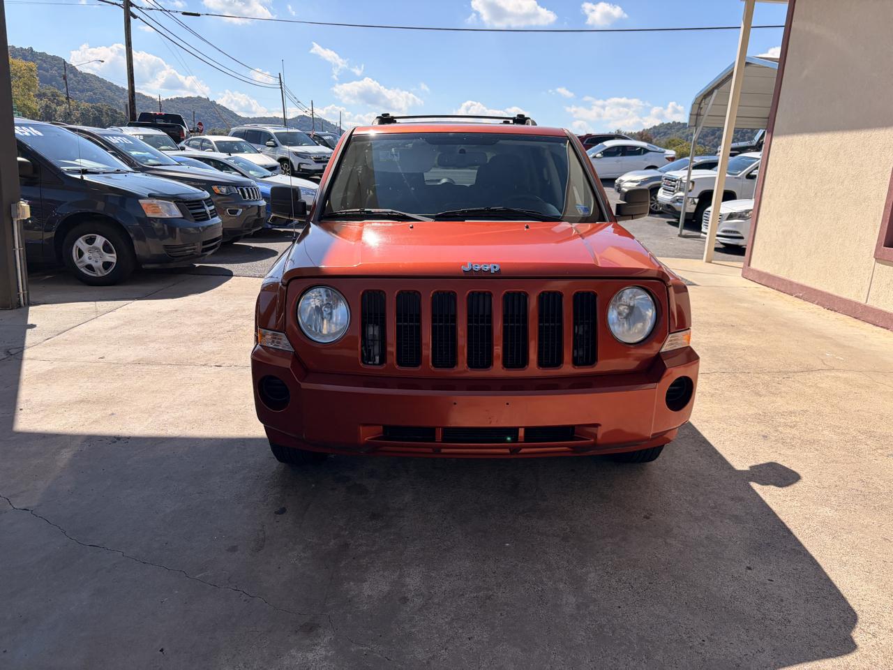 Jeep Patriot Sport 2WD 2010