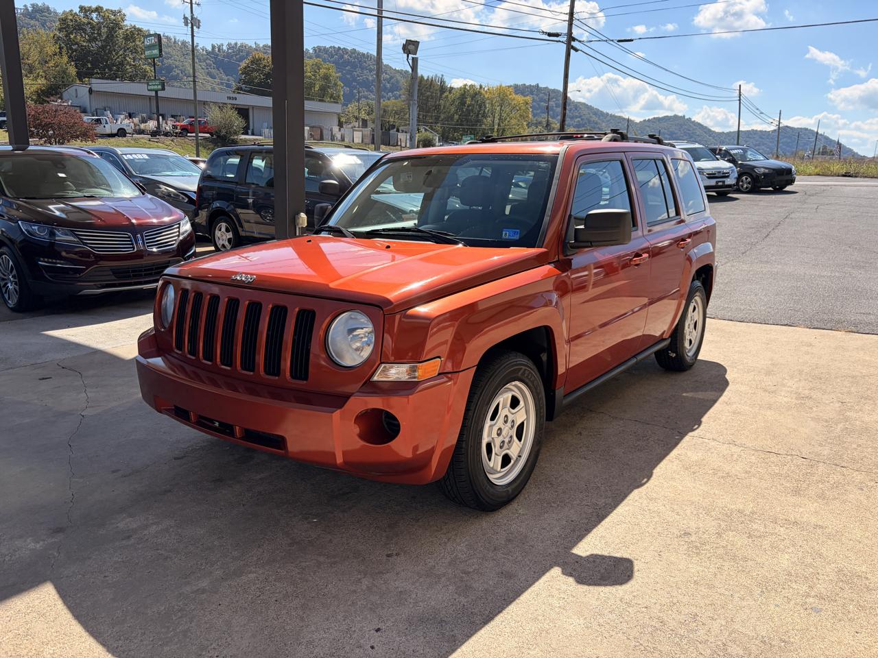 Jeep Patriot Sport 2WD 2010