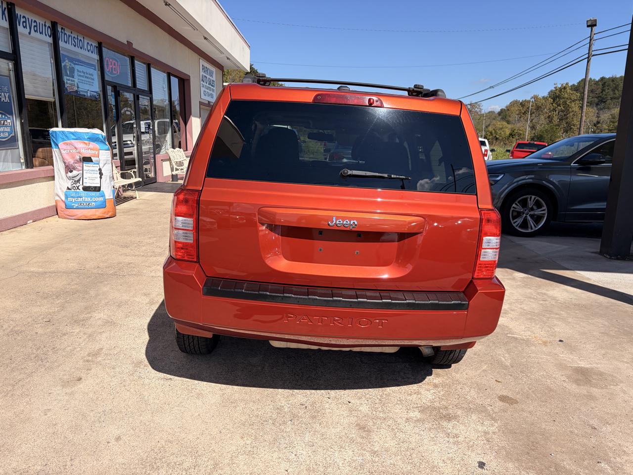 Jeep Patriot Sport 2WD 2010