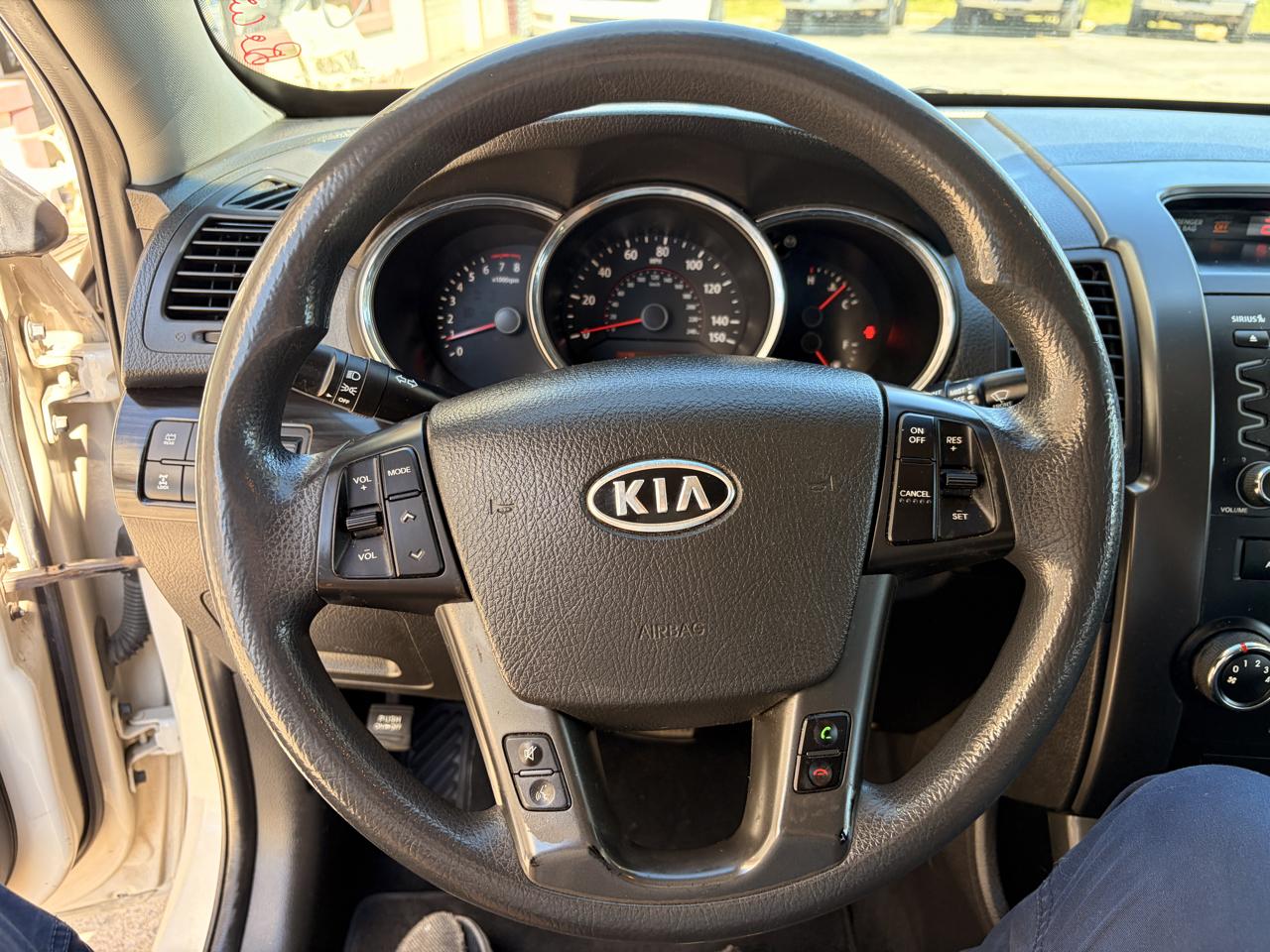 Kia Sorento LX 4WD 2011