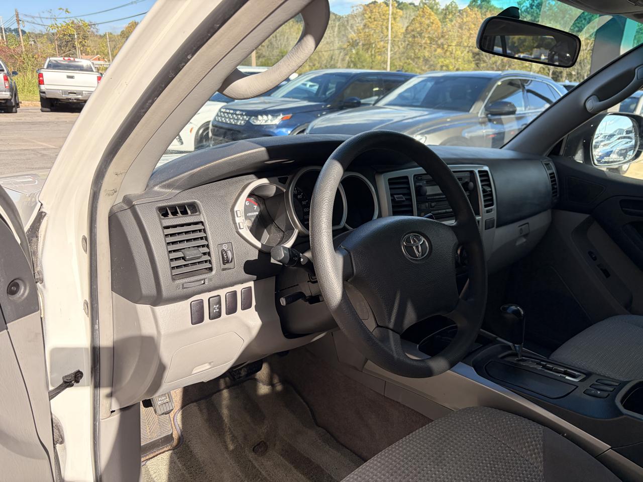 Toyota 4Runner SR5 V8 4WD 2005