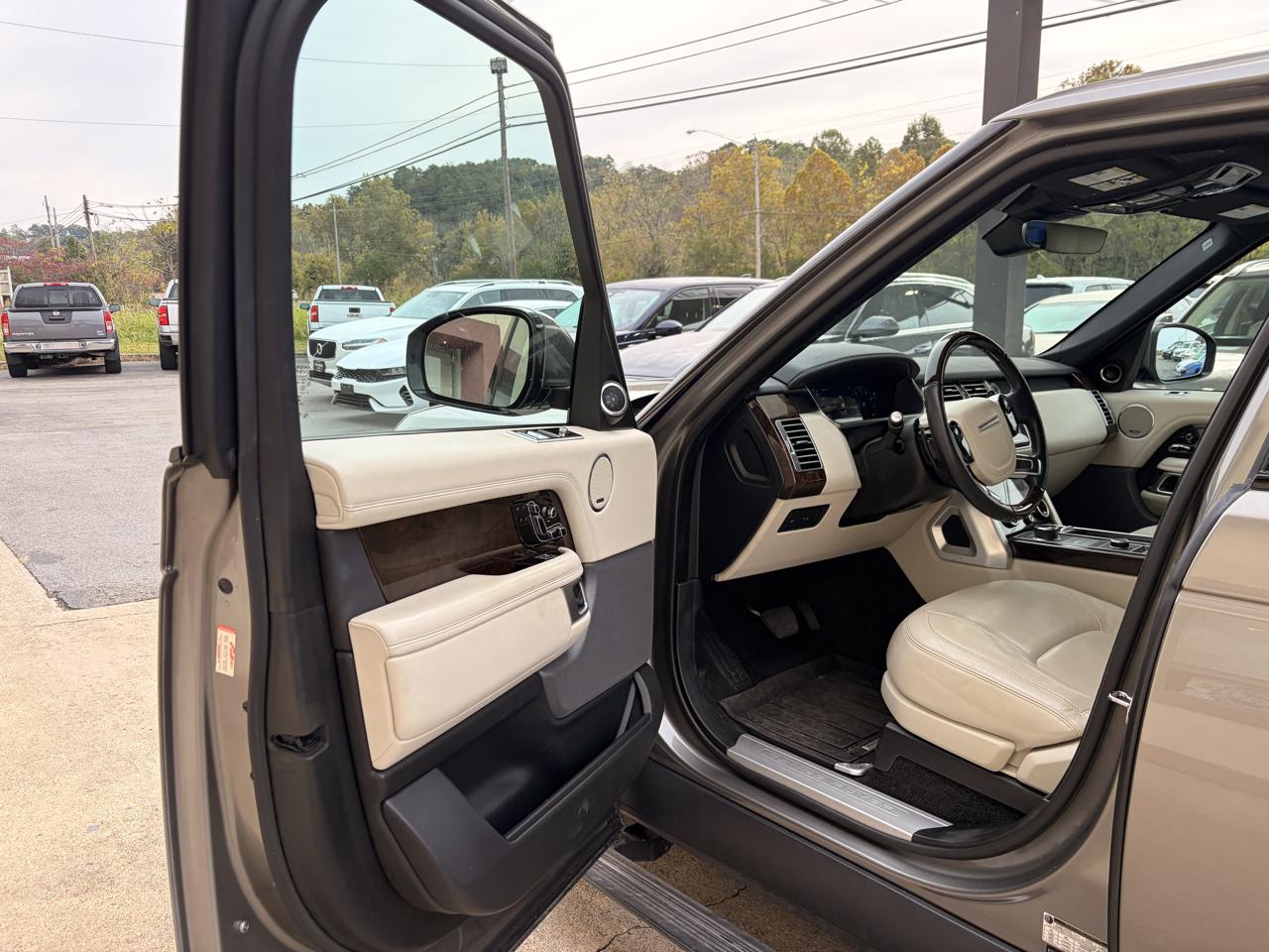 Land Rover Range Rover photo 4