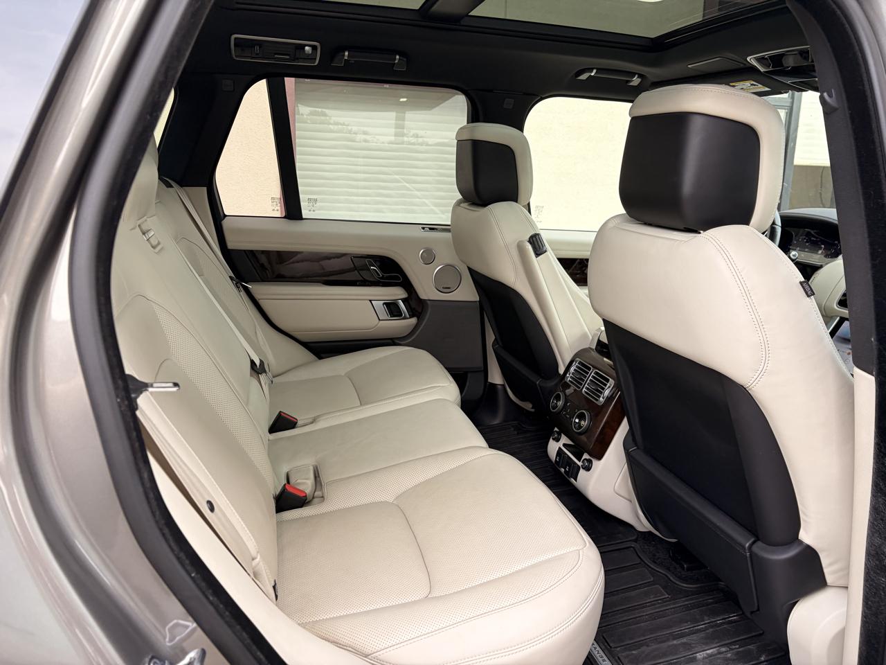 Land Rover Range Rover photo 18