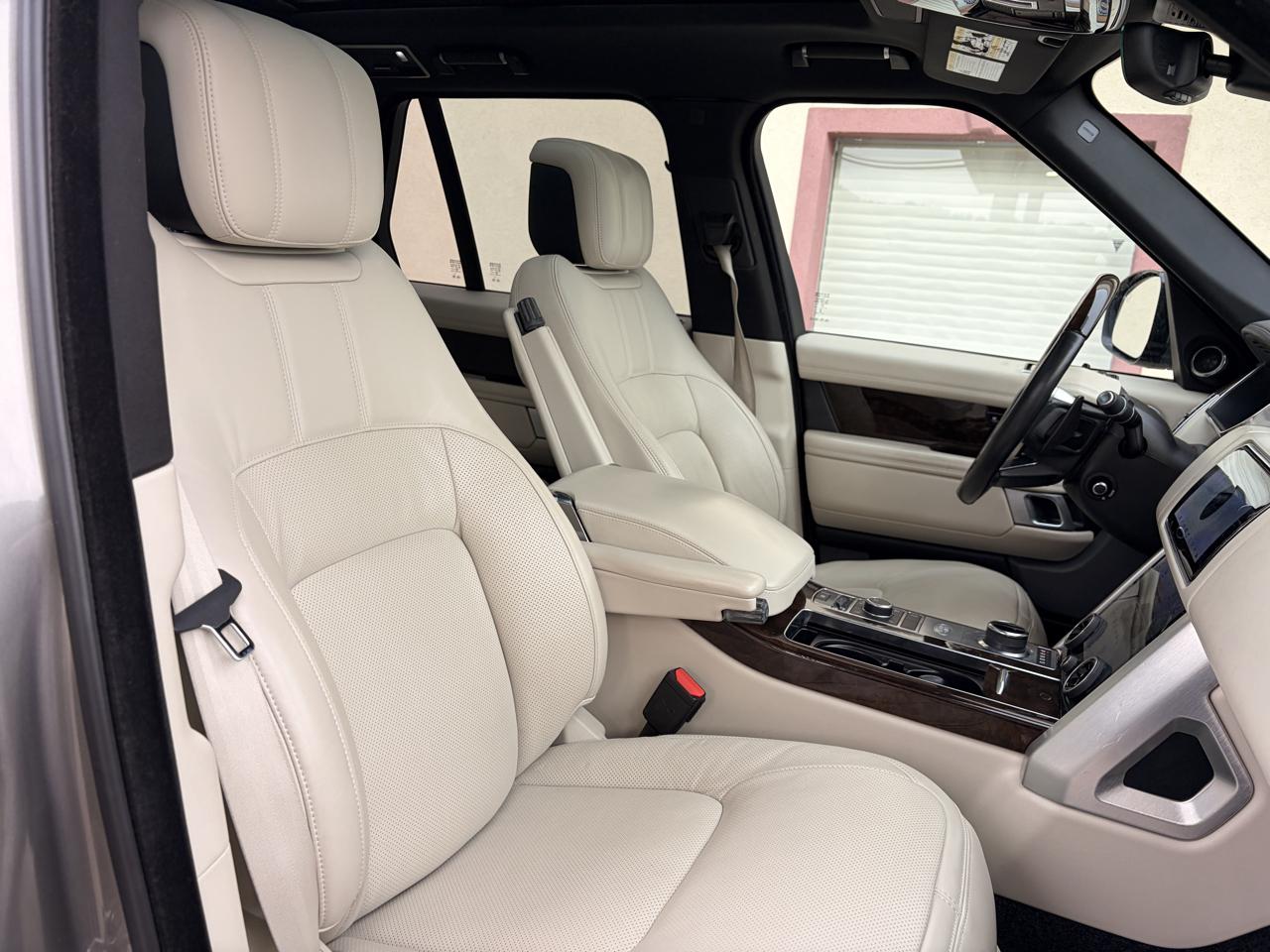 Land Rover Range Rover photo 21