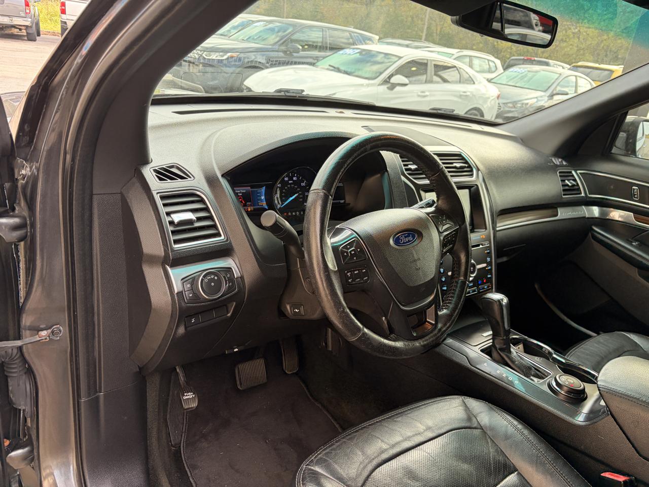 Ford Explorer Limited 4WD 2016