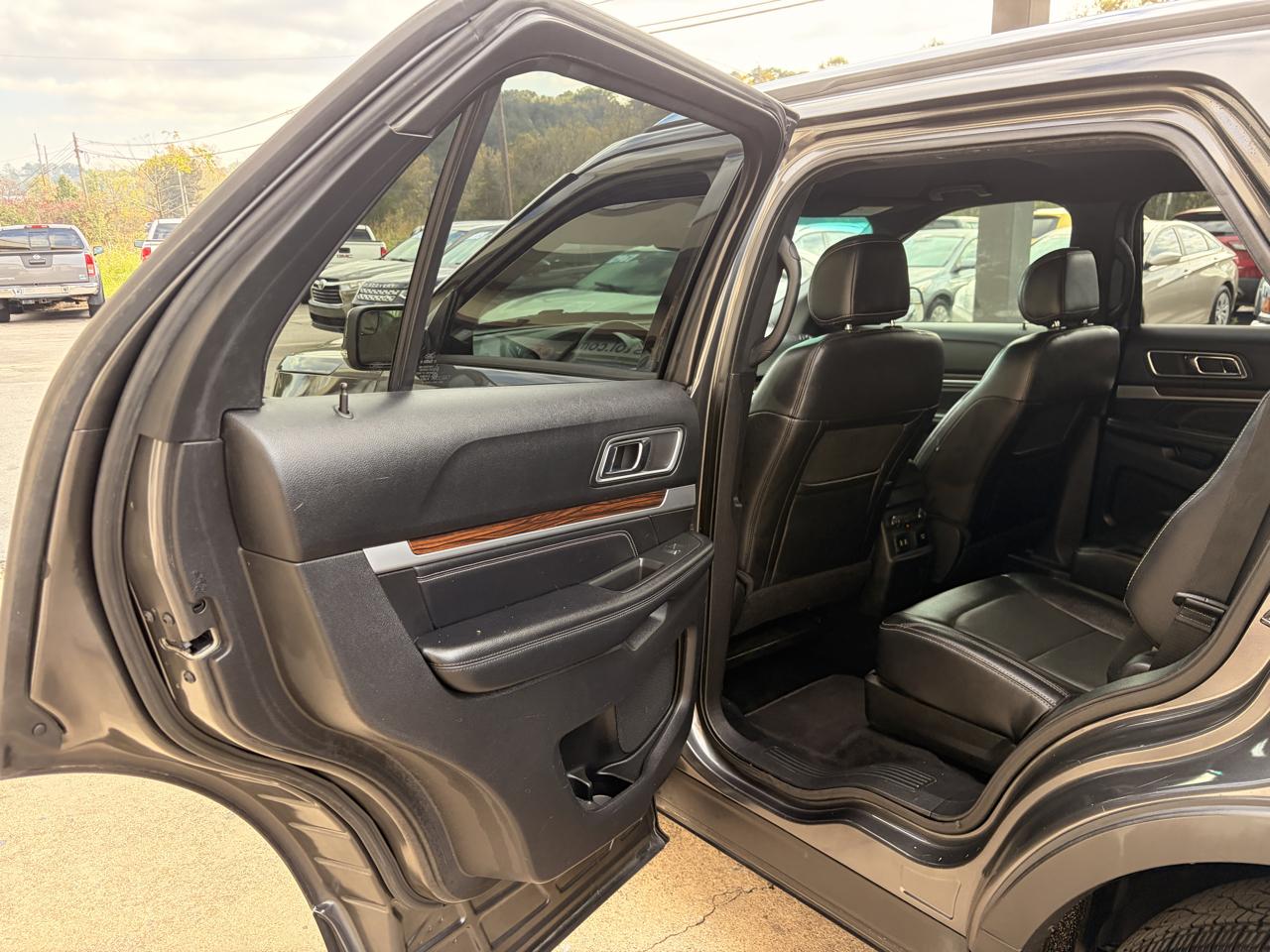 Ford Explorer Limited 4WD 2016