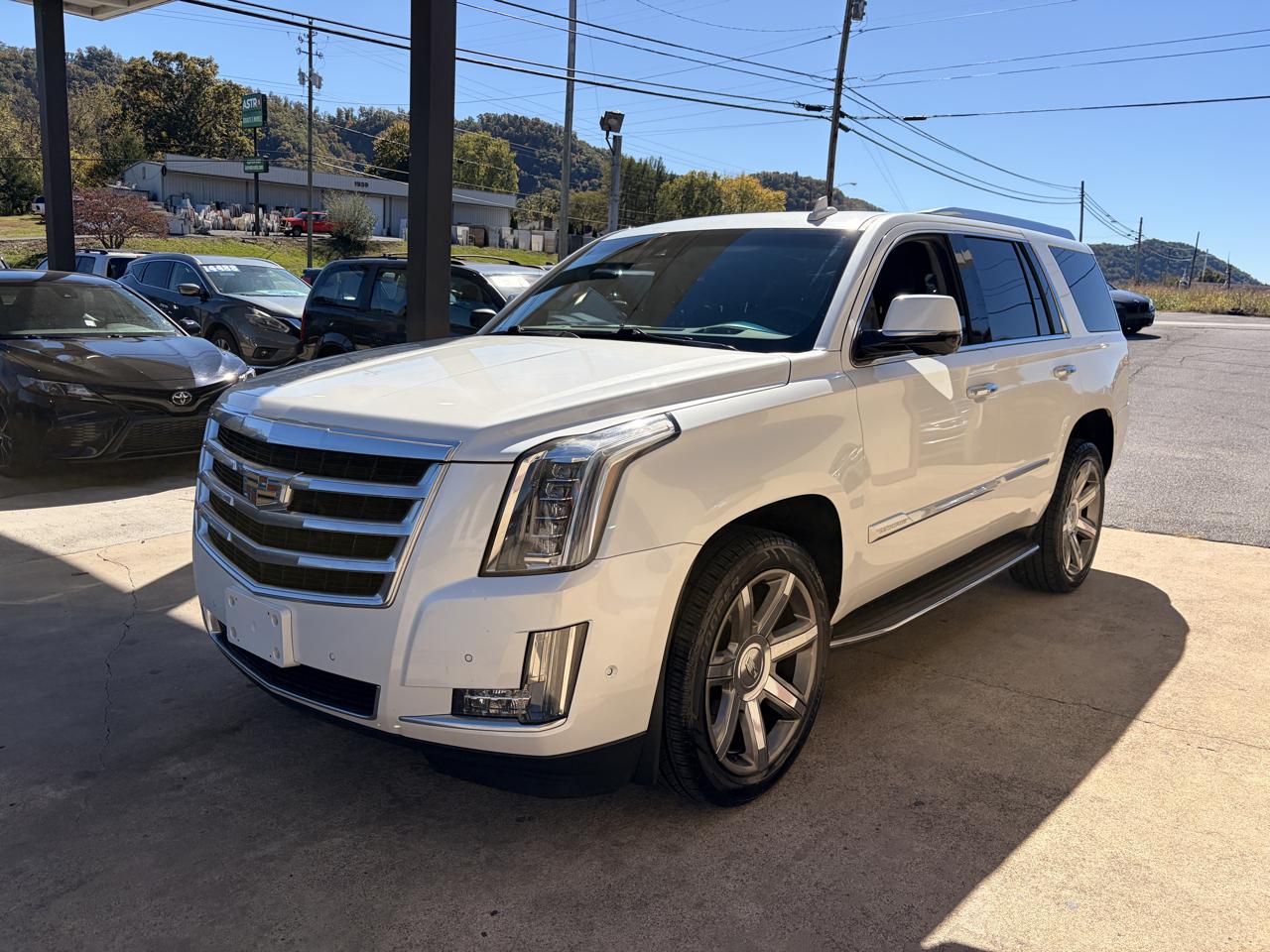 Cadillac Escalade Luxury 4WD 2018