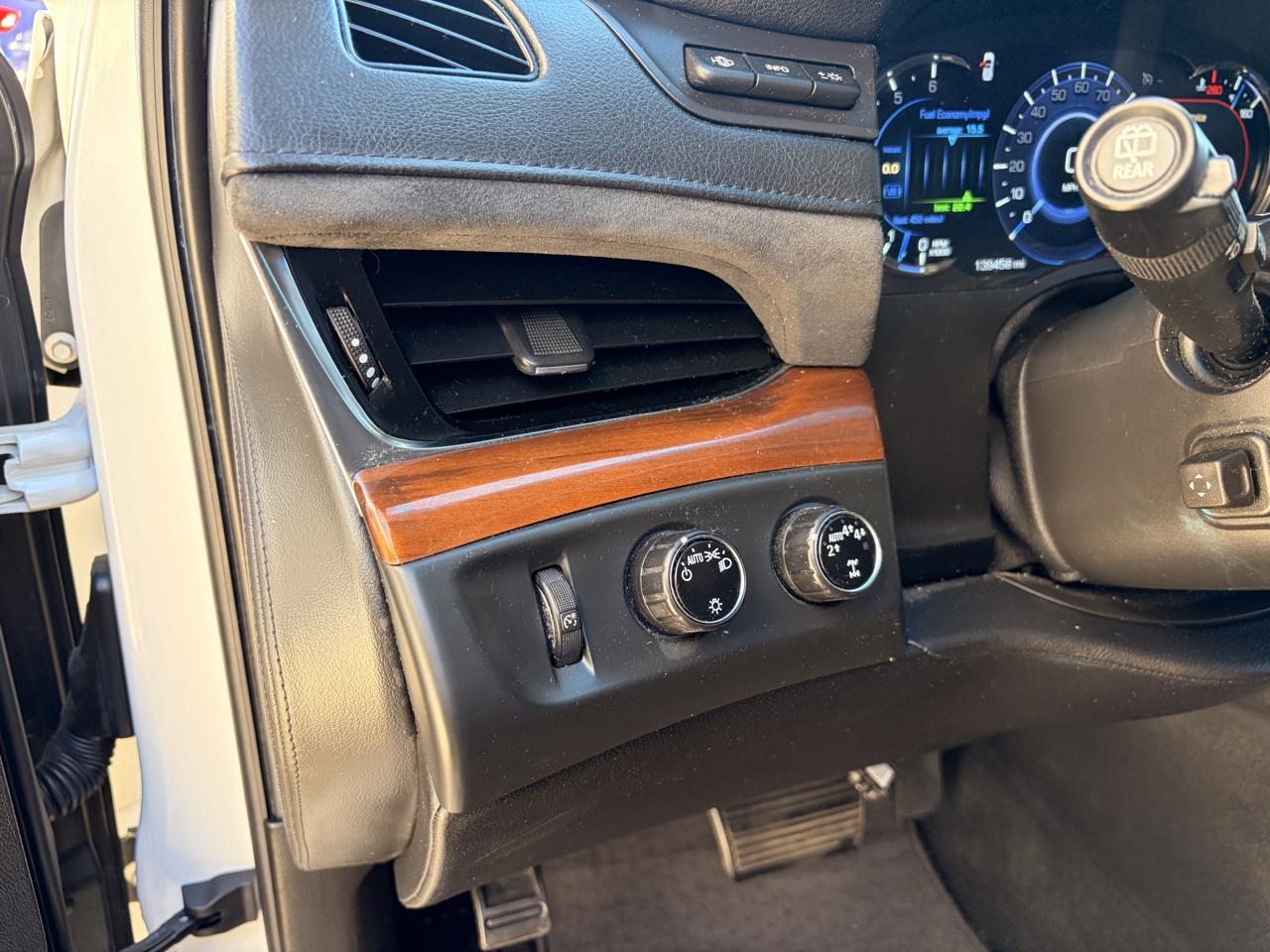 Cadillac Escalade Luxury 4WD 2018