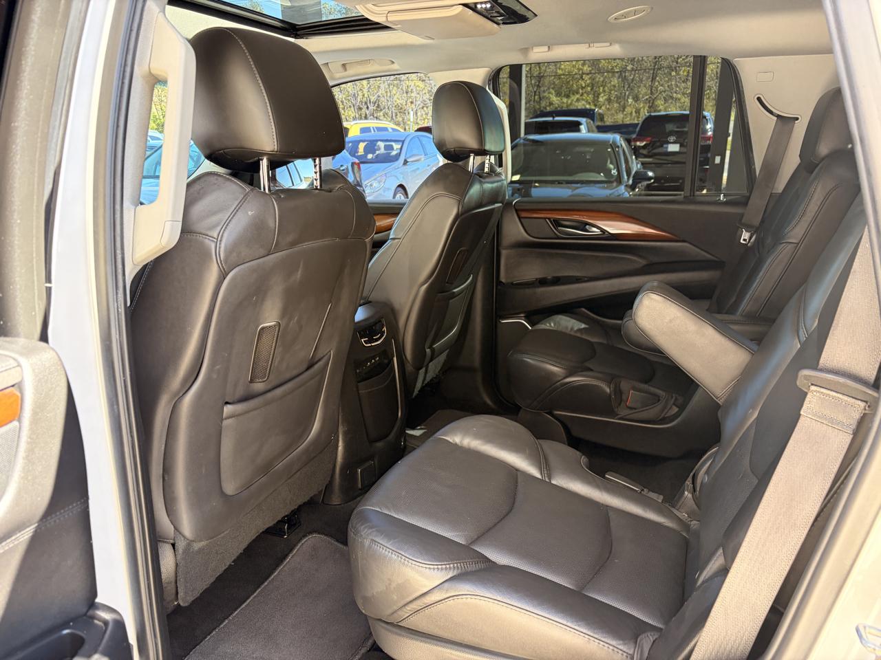 Cadillac Escalade Luxury 4WD 2018