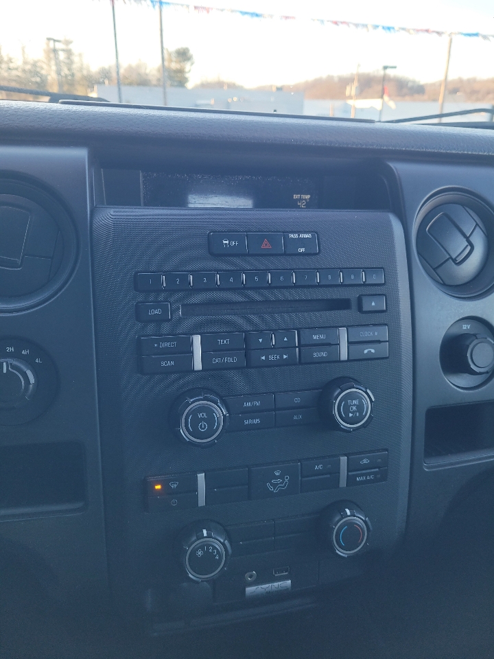 Ford F-150 STX SuperCab 6.5-ft. Bed 4WD 2013