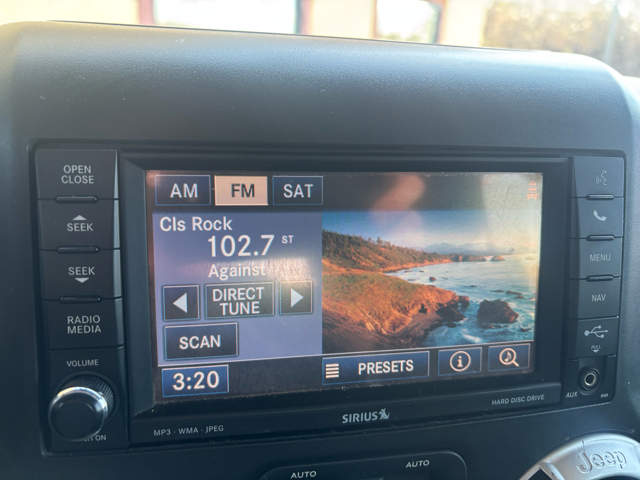 Jeep Wrangler Unlimited Sahara 4WD 2012