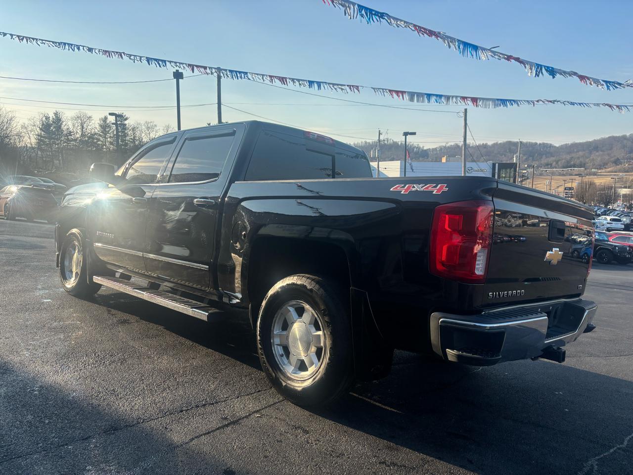 Chevrolet Silverado 1500 LTZ Crew Cab 4WD 2016