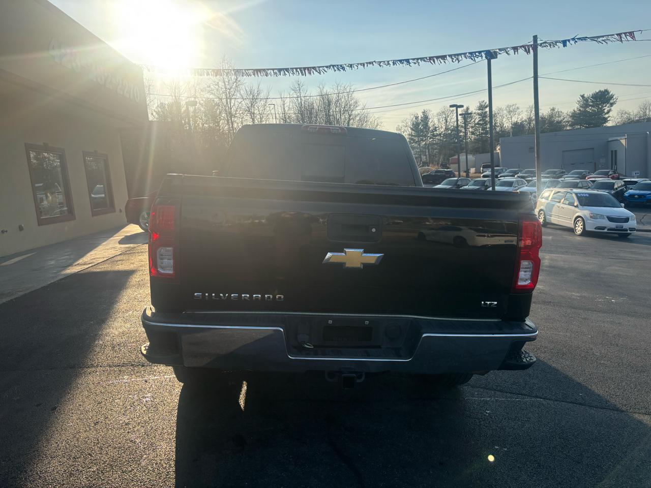 Chevrolet Silverado 1500 LTZ Crew Cab 4WD 2016