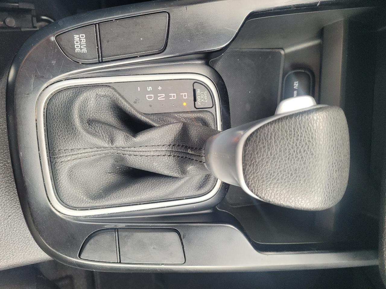 Kia Soul LX CVT 2022