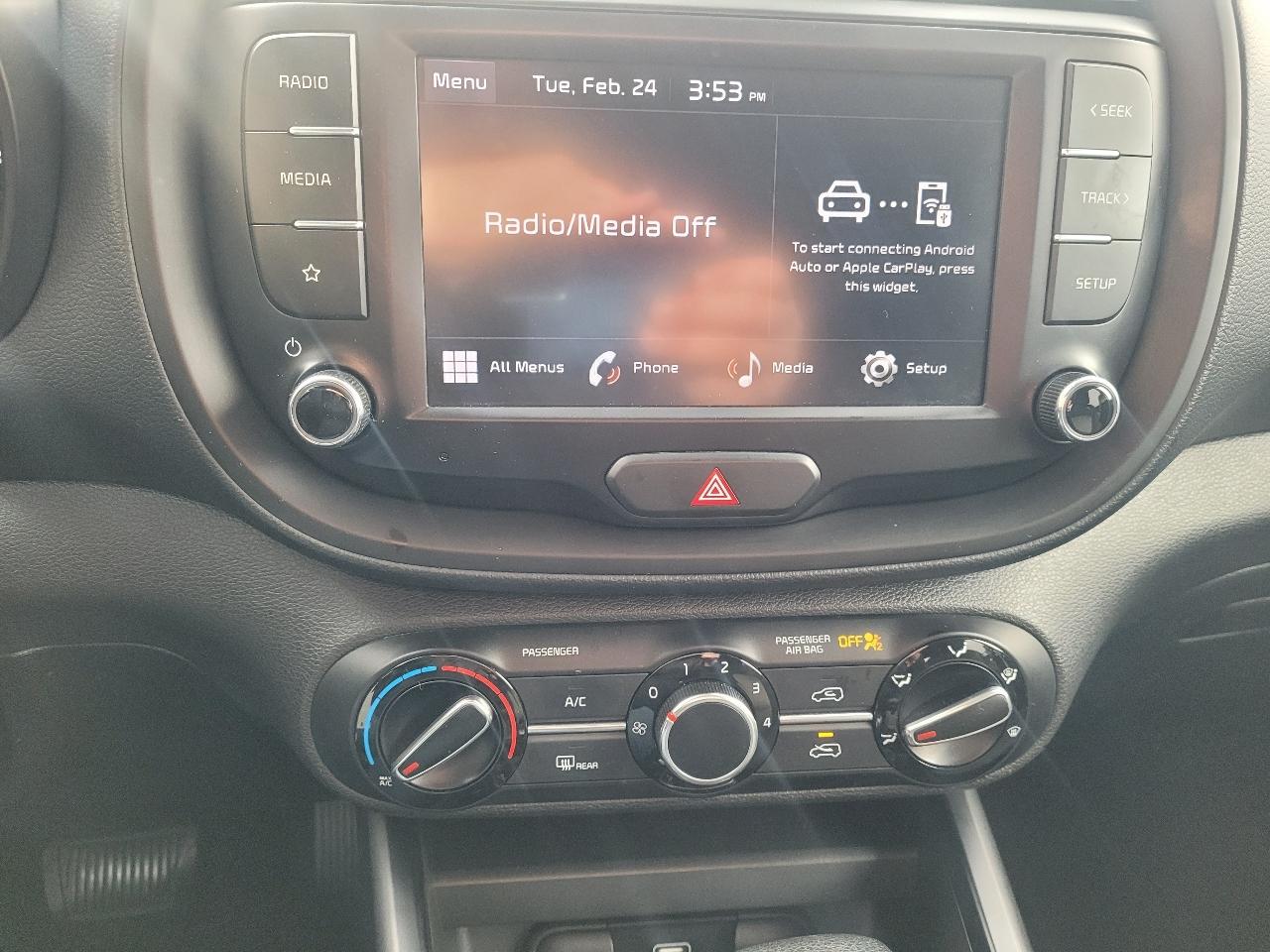 Kia Soul LX CVT 2022