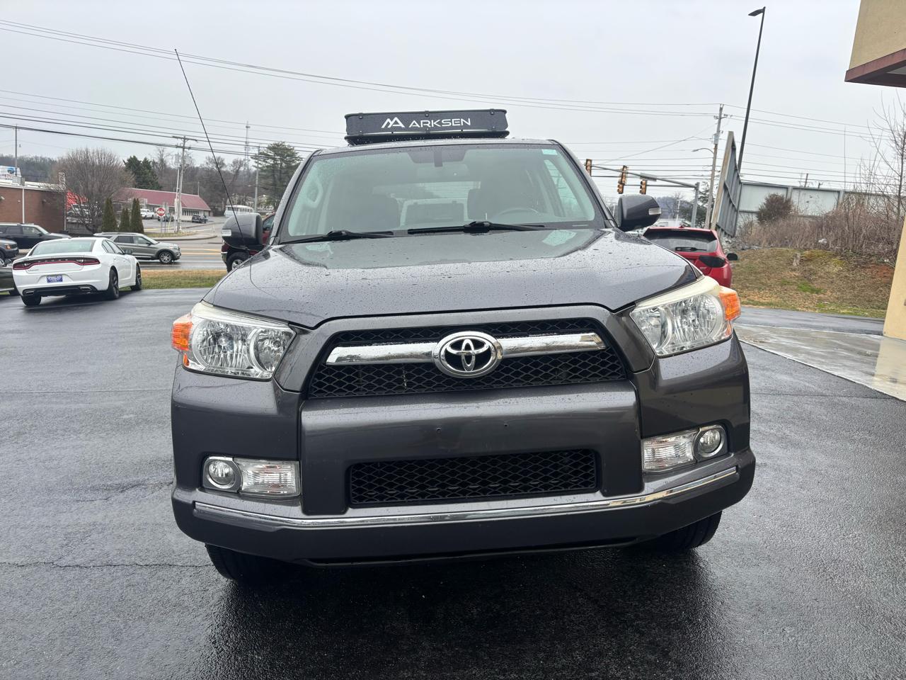 Toyota 4Runner SR5 4WD 2011