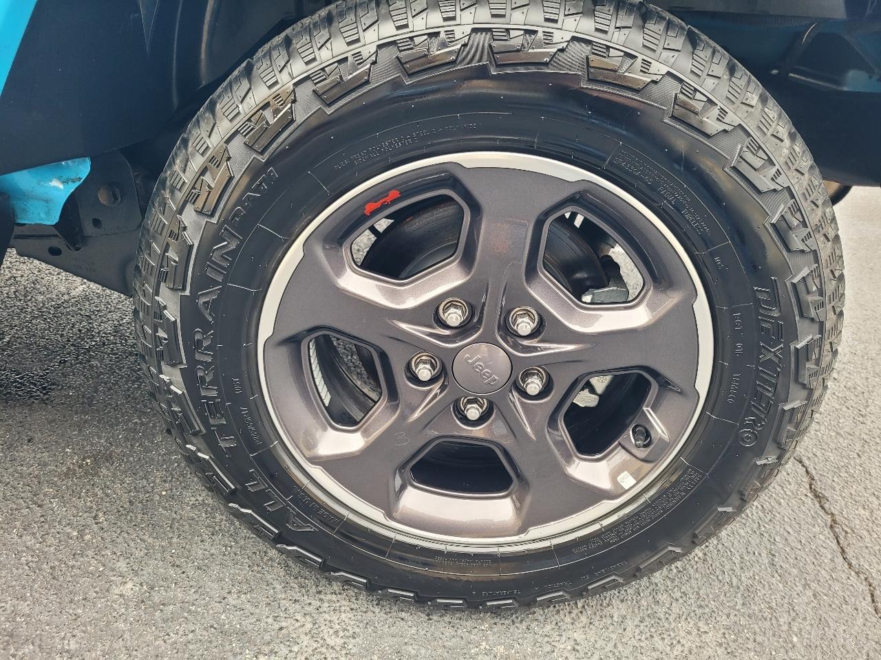 Jeep Wrangler Unlimited Sahara 4WD 2017