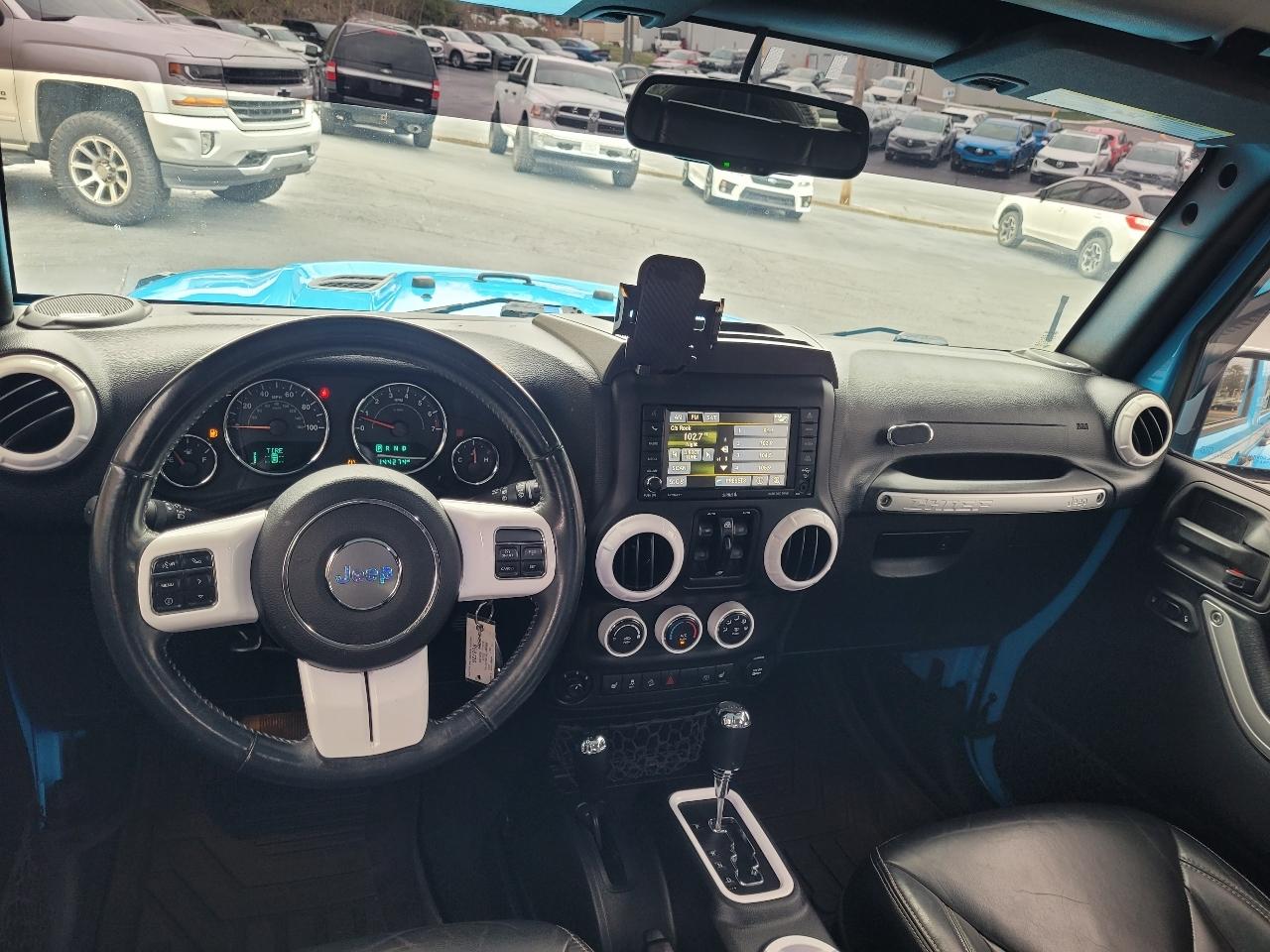 Jeep Wrangler Unlimited Sahara 4WD 2017