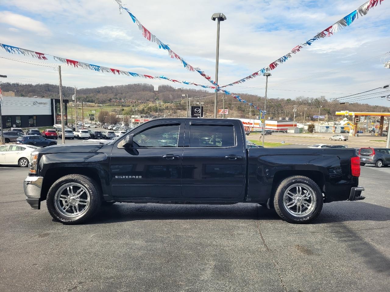 Chevrolet Silverado 1500 LT Crew Cab 2WD 2018