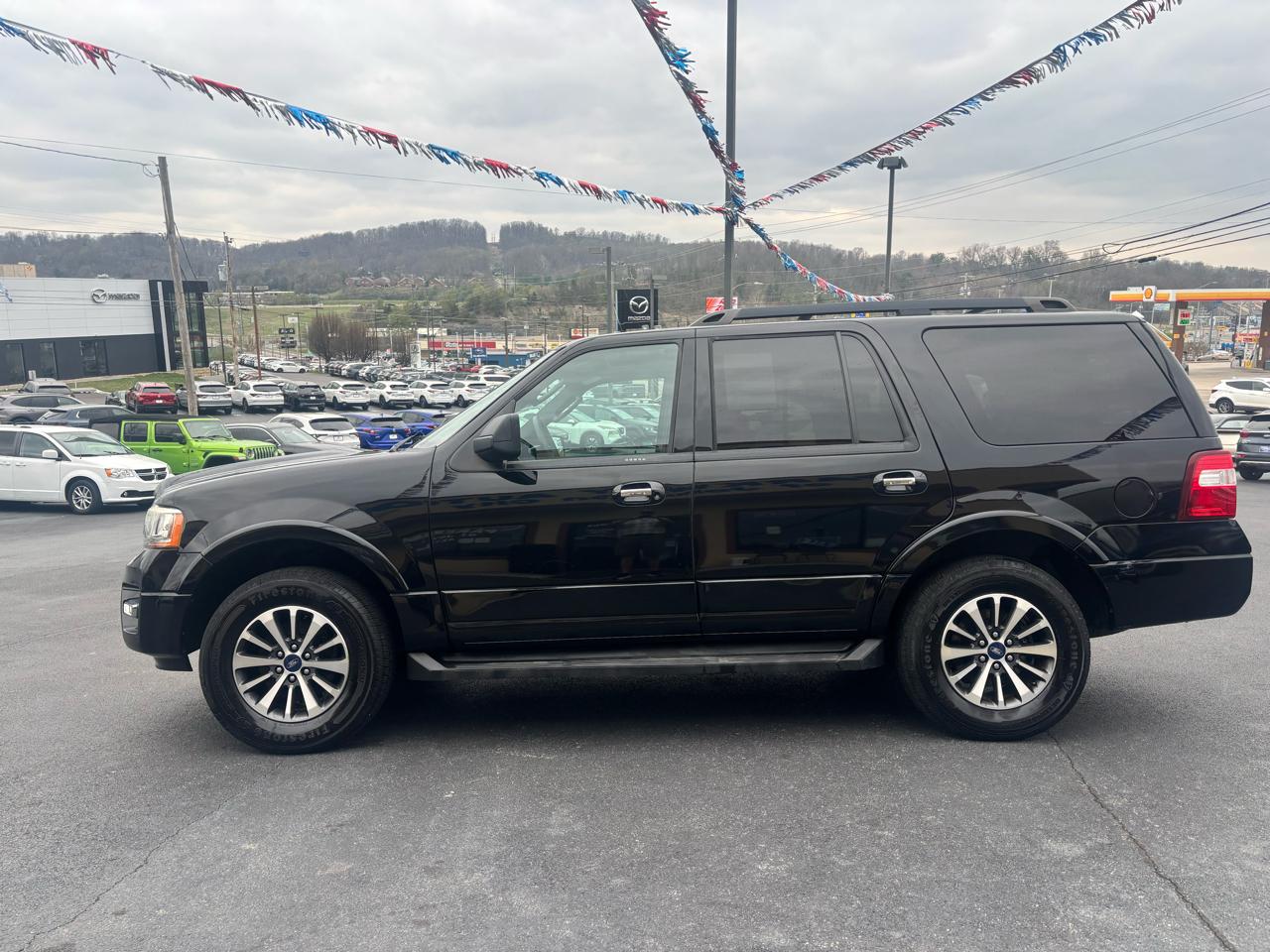 Ford Expedition XLT 2WD 2016