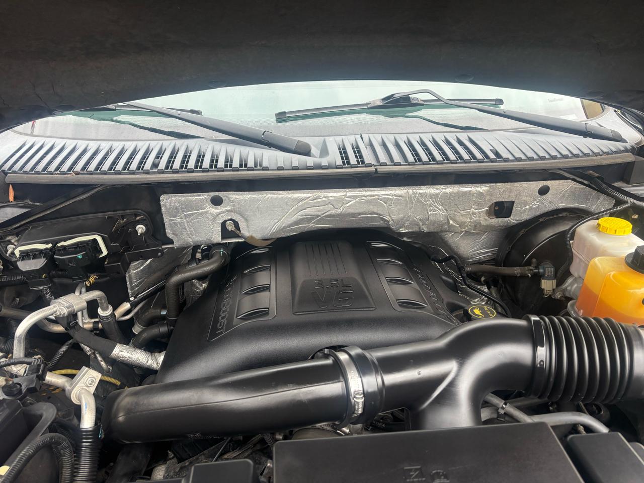 Ford Expedition XLT 2WD 2016