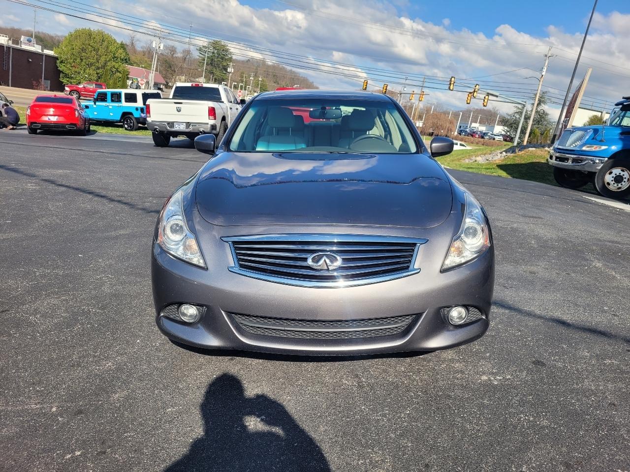 Infiniti G Sedan 37x AWD 2013