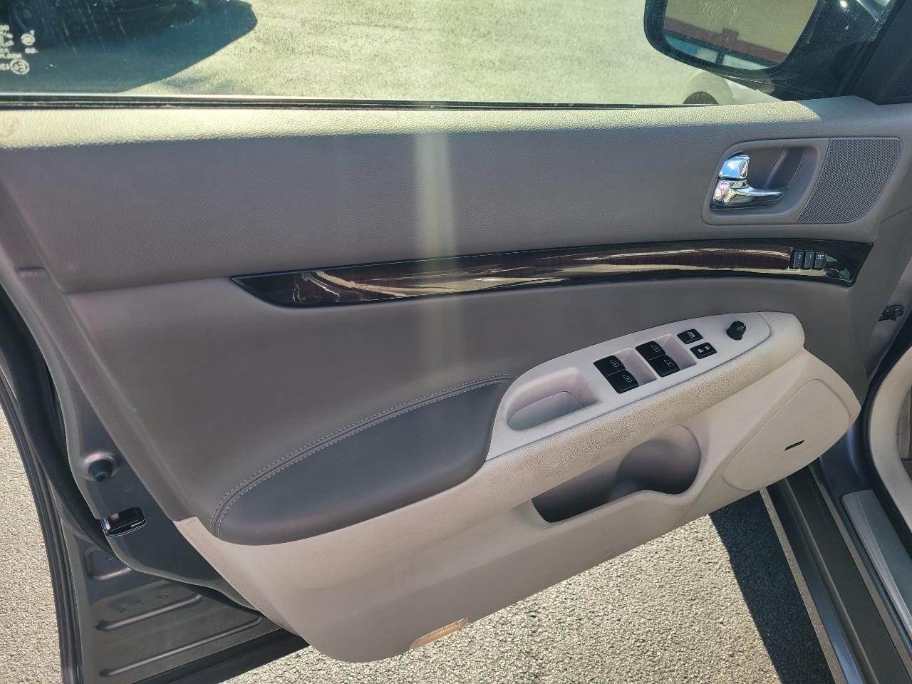 Infiniti G Sedan 37x AWD 2013