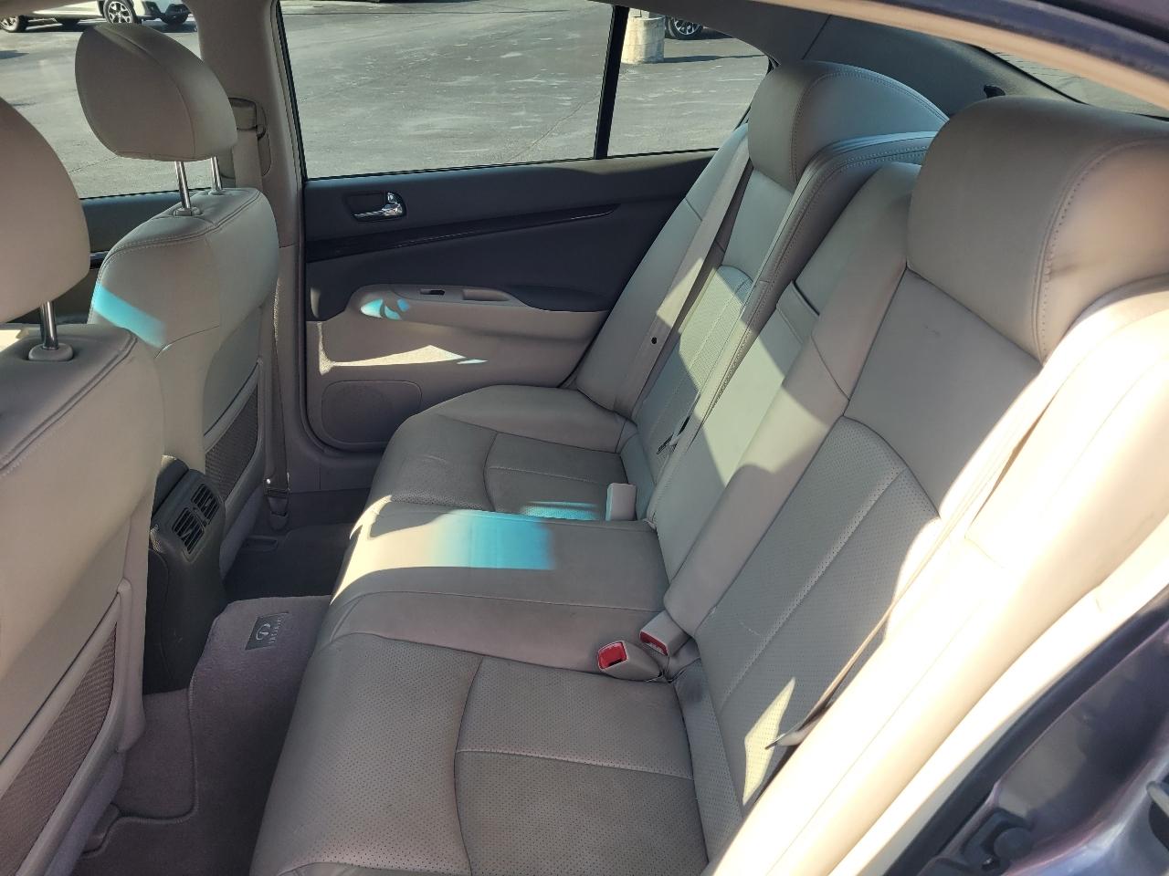 Infiniti G Sedan 37x AWD 2013