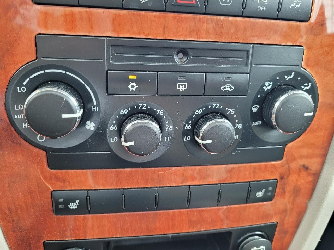 Jeep Commander Overland 4WD 2008