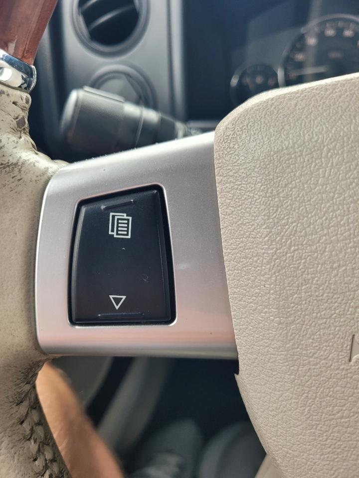 Jeep Commander Overland 4WD 2008
