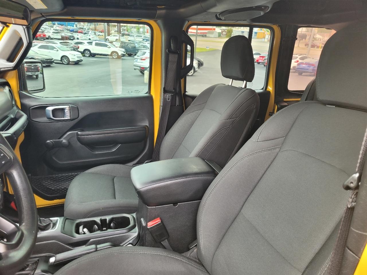 Jeep Wrangler Unlimited Sport 2021