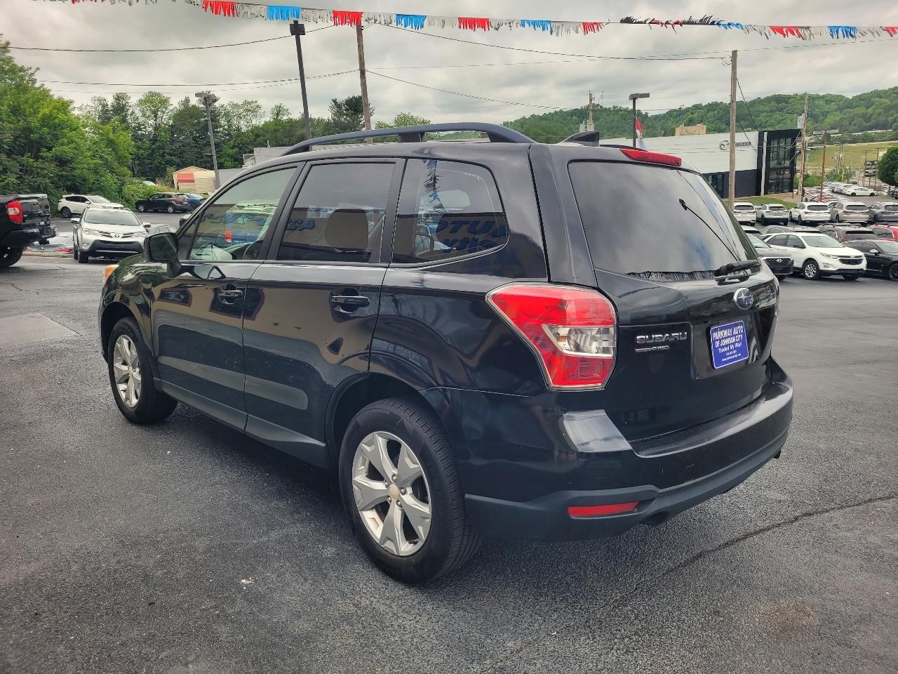 Subaru Forester 2.5i Premium PZEV CVT 2016