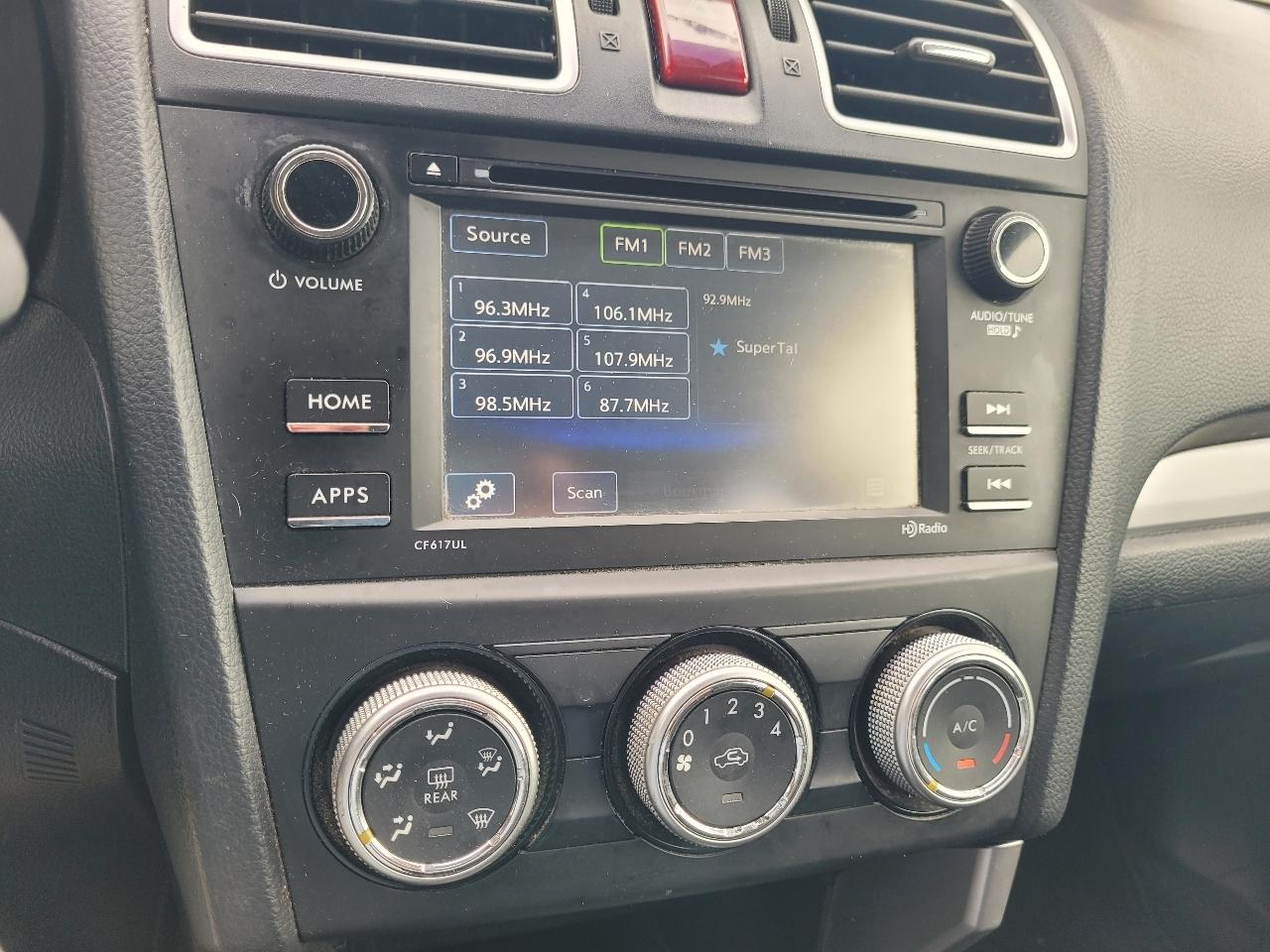 Subaru Forester 2.5i Premium PZEV CVT 2016