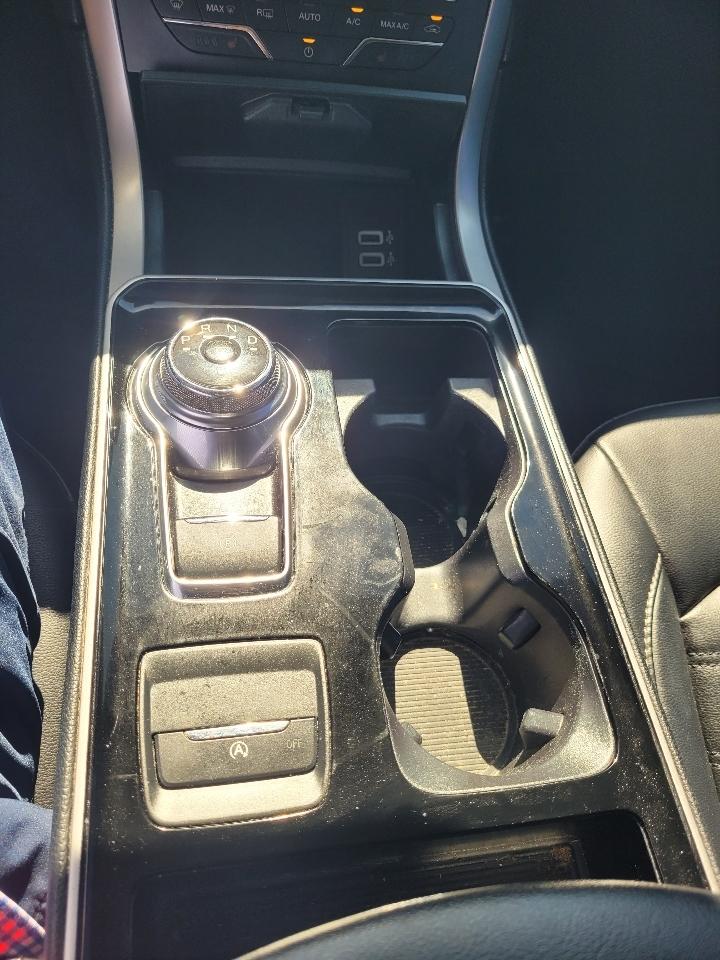 Ford Edge SEL FWD 2019