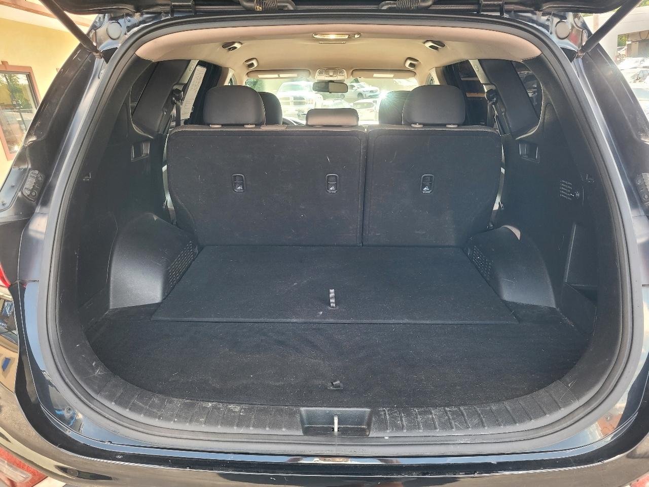 Hyundai Santa Fe SE 2.4 AWD 2020