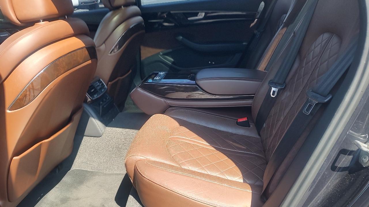 Audi A8 L 4.0T quattro 2017