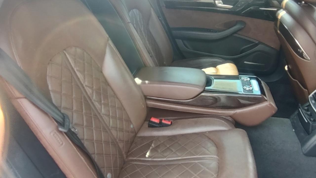 Audi A8 L 4.0T quattro 2017